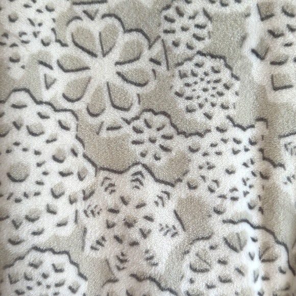 ❌SOLD❌Kate Spade Paper Snowflake Fleece Throw HTF - Picture 5 of 7
